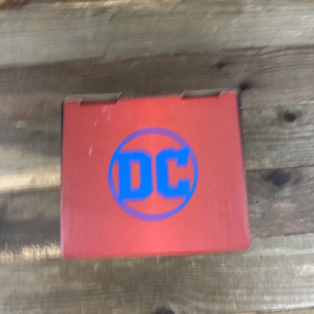 New DC Comics Wonder Woman‎ 3D Character Light 005 Series 1 Icons Brand NEW